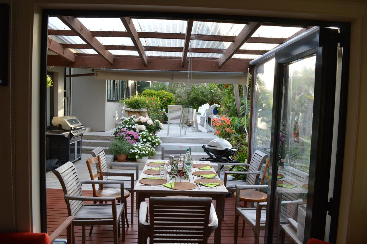 Terry And Cindy'S Bed And Breakfast Оукланд Екстериор снимка