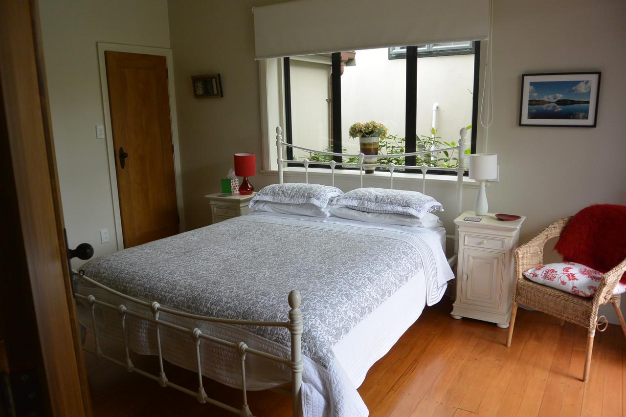 Terry And Cindy'S Bed And Breakfast Оукланд Екстериор снимка